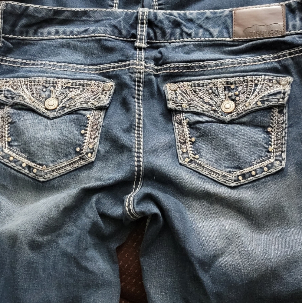 Maurices jeans